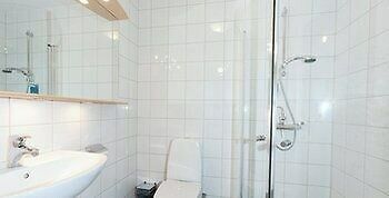 Uppsala Vandrarhem & Hotel Stockholm Buitenkant foto